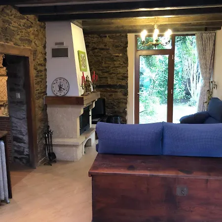 Prázdninový dům Casa Do Bosque *